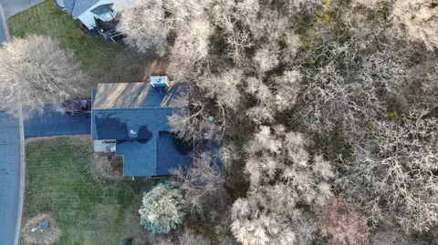 1582 Lakeview Curv, Eagan, MN 55122 photo 32