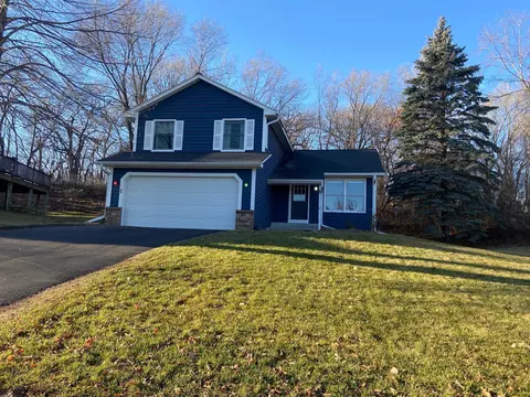 1582 Lakeview Curv, Eagan, MN 55122 photo 28