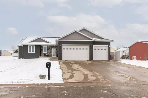 30 Ashley Ln, Elgin, MN 55932