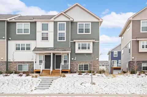 5313 Oak Grove Pkwy N, Brooklyn Park, MN 55443