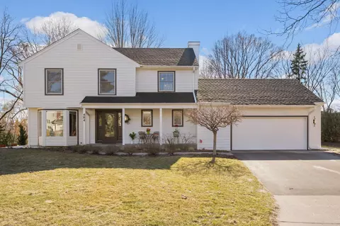 484 Nature View Ct, West Saint Paul, MN 55118
