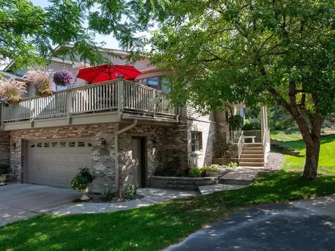 845 Autumn Way, Stillwater, MN 55082