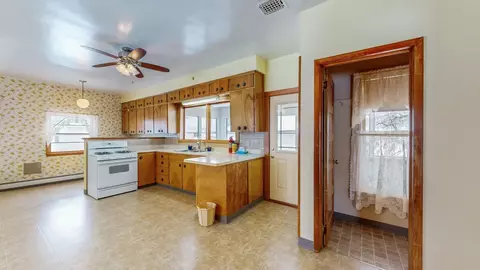 310 Main St E, Elgin, MN 55932 photo 6