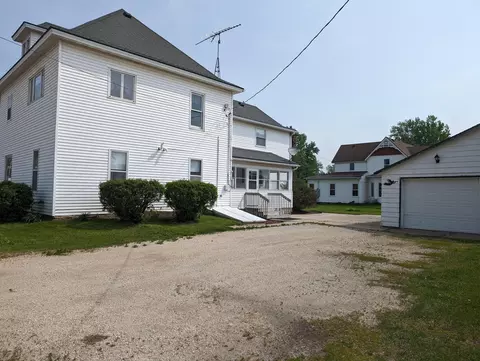 310 Main St E, Elgin, MN 55932 photo 2