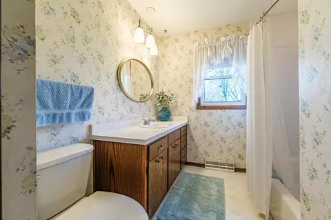 1903 14th St E, Glencoe, MN 55336 photo 11