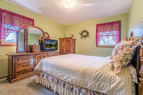 1903 14th St E, Glencoe, MN 55336 photo 8