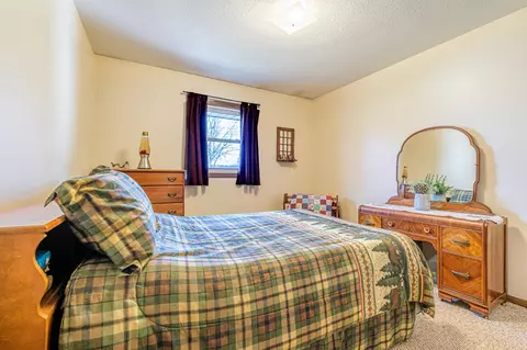1903 14th St E, Glencoe, MN 55336 photo 9