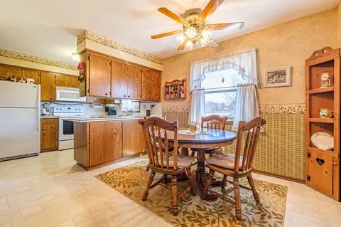 1903 14th St E, Glencoe, MN 55336 photo 5
