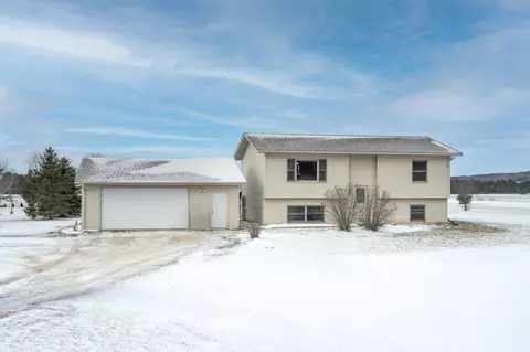 2210 County Road C, Star Prairie, WI 54026