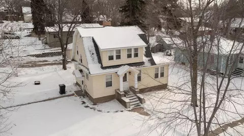 618 N Vine St, Fergus Falls, MN 56537