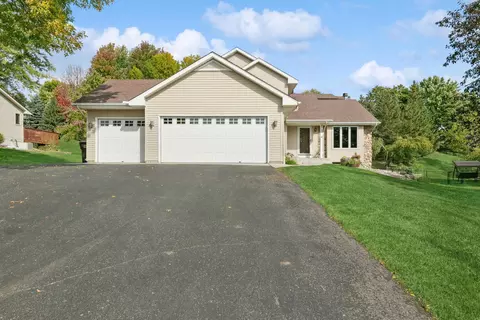 8730 Hillview Dr E, Saint Bonifacius, MN 55375
