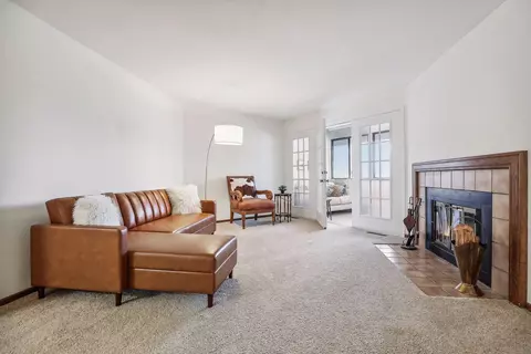 15688 Sussex Dr, Minnetonka, MN 55345