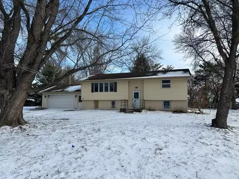 20100 Akin Rd, Farmington, MN 55024