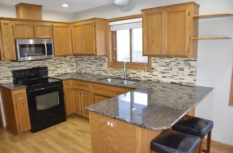 1010 Boston Hill Rd, Eagan, MN 55123 photo 5