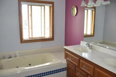 1010 Boston Hill Rd, Eagan, MN 55123 photo 22