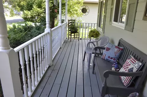 1010 Boston Hill Rd, Eagan, MN 55123 photo 3