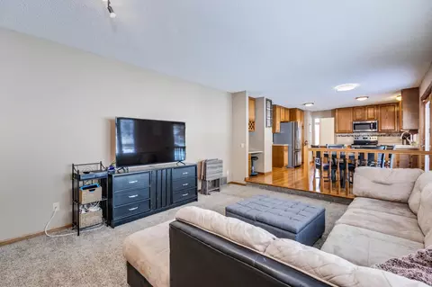 1435 Cutters Ln, Eagan, MN 55122 photo 18