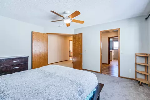 1435 Cutters Ln, Eagan, MN 55122 photo 23