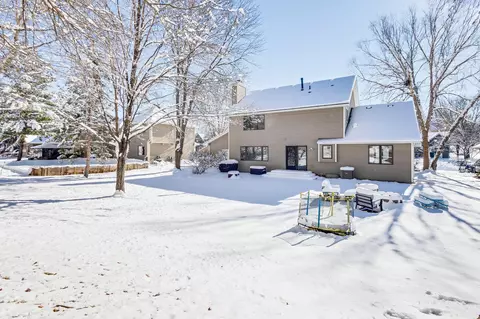 1435 Cutters Ln, Eagan, MN 55122 photo 3