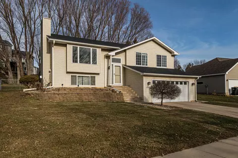 3863 Villa Rd NW, Rochester, MN 55901