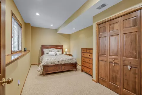 4300 Hawksbury Cir, Eagan, MN 55123 photo 36