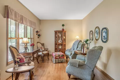 4300 Hawksbury Cir, Eagan, MN 55123 photo 7