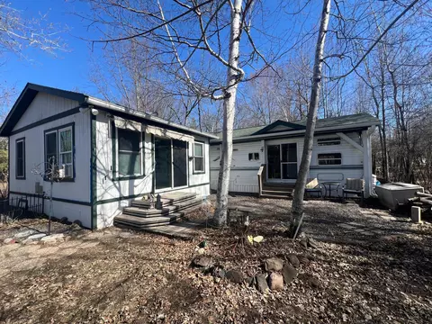 75 Pathfinder Village, Hinckley, MN 55037
