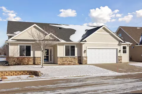 11167 Club West Cir, Blaine, MN 55449