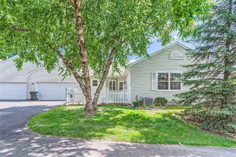 3036 Timberwood Trl #15, Eagan, MN 55121