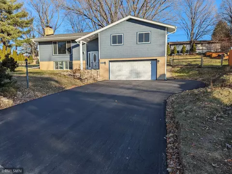 4630 Decatur Ave N, New Hope, MN 55428