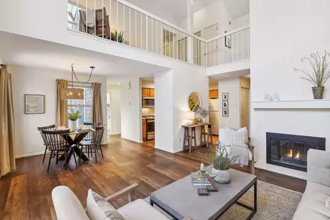 8809 Basswood Rd, Eden Prairie, MN 55344