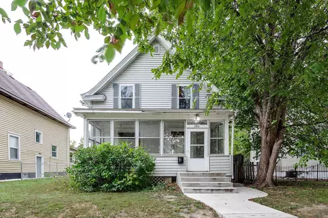 2811 Girard Ave N, Minneapolis, MN 55411