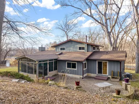 6 Dellwood Ave, Dellwood, MN 55110