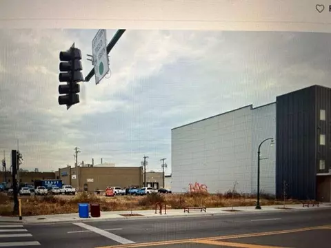 106 E Lake St, Minneapolis, MN 55408