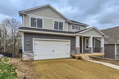 7384 Agate Trl, Inver Grove Heights, MN 55077