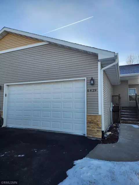 6429 205th Ct N, Forest Lake, MN 55025