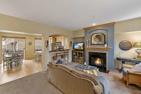 11304 Stratton Ave, Eden Prairie, MN 55344