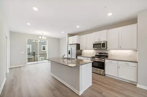 7668 Cruise Way, Inver Grove Heights, MN 55076