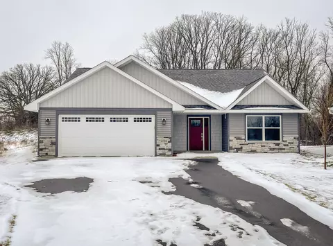 2784 Platinum St, Saint Augusta, MN 56301