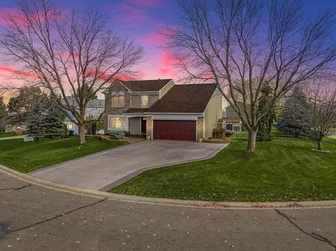 17428 Horseshoe Way, Lakeville, MN 55044