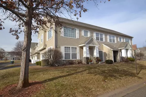 1976 Bluestem Ln, Shoreview, MN 55126