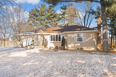 925 Mississippi St NE, Fridley, MN 55432