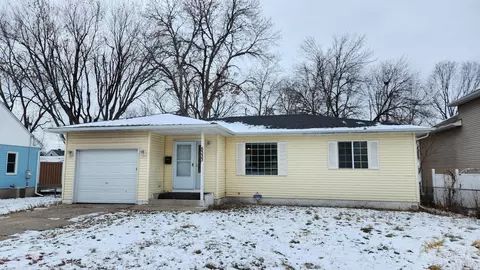 5333 Dupont Ave N, Brooklyn Center, MN 55430