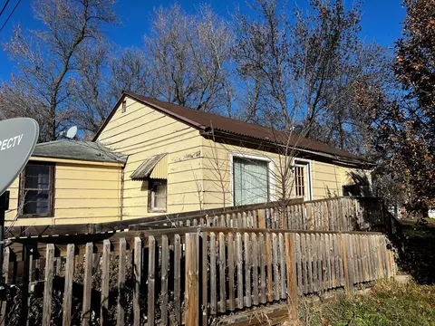 222 Gorgas Ave, Crookston, MN 56716