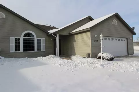 1702 Aspen Ln, Fergus Falls, MN 56537