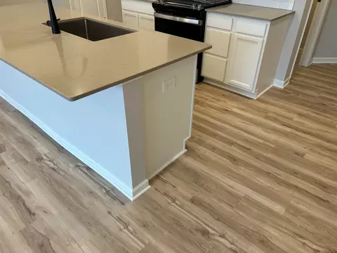 4885 Avery Ct, Eagan, MN 55123 photo 3