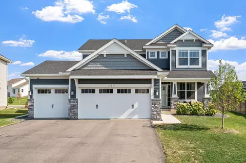 1222 Maple Ln, Carver, MN 55315