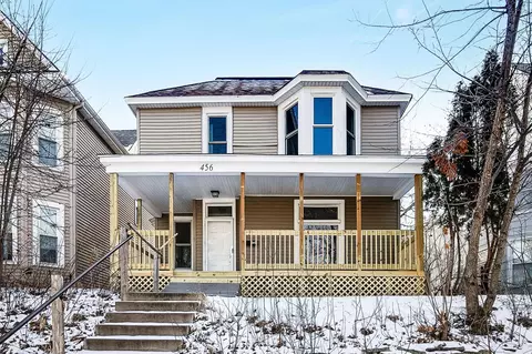 456 Wheeler St N, Saint Paul, MN 55104