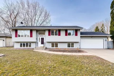 1442 Lark Ave, Maplewood, MN 55109