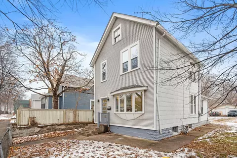 930 Marion St, Saint Paul, MN 55117